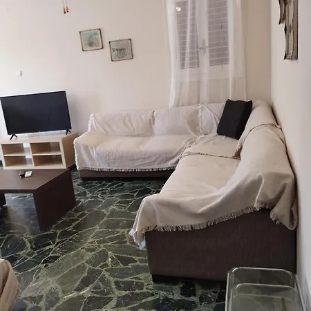 Assos Apartment *