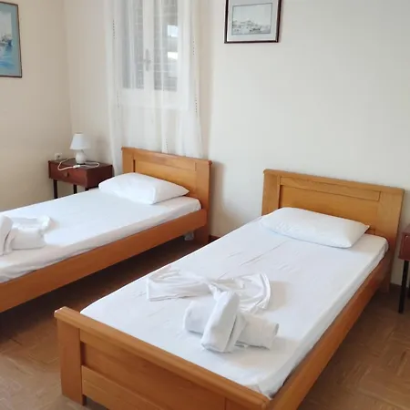 Assos Apartamento *