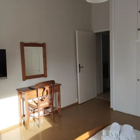Assos Apartment *