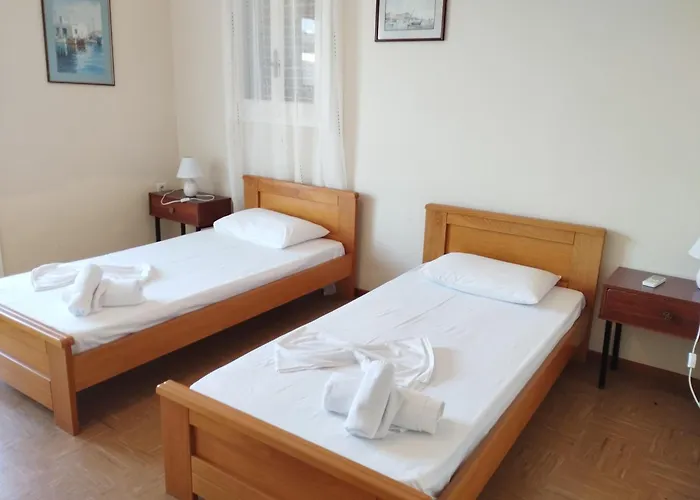 Assos Apartment *